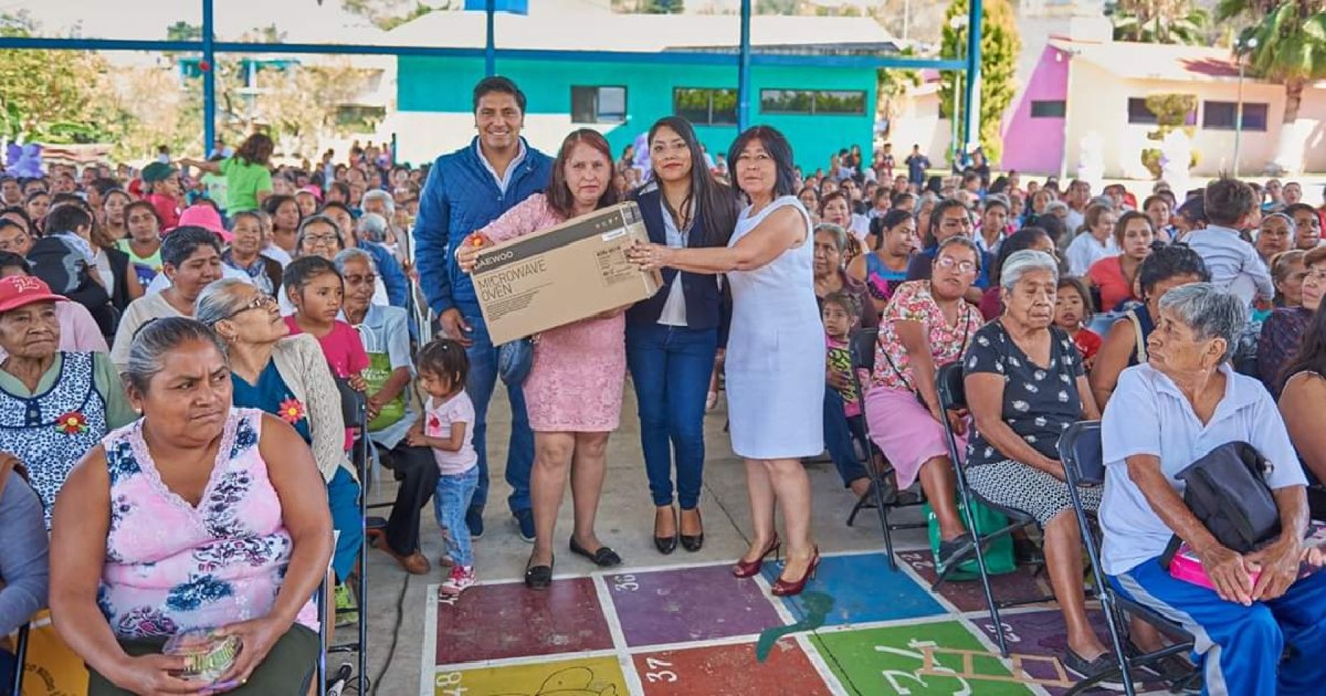 Conmemoran el Día Internacional de la Mujer en Atlatlahucan