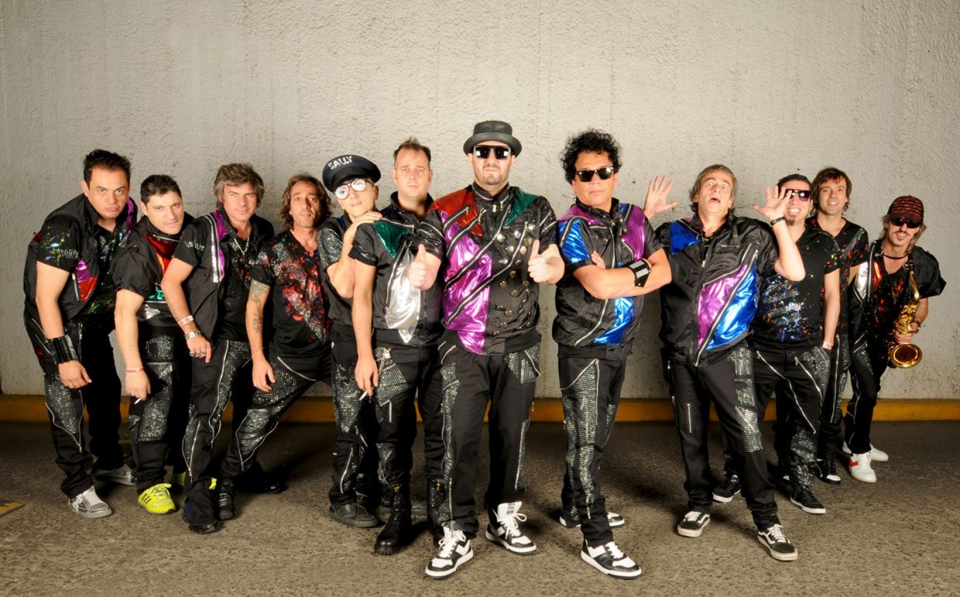 ​Los Auténticos Decadentes lanzan video de su concierto en el Foro Sol