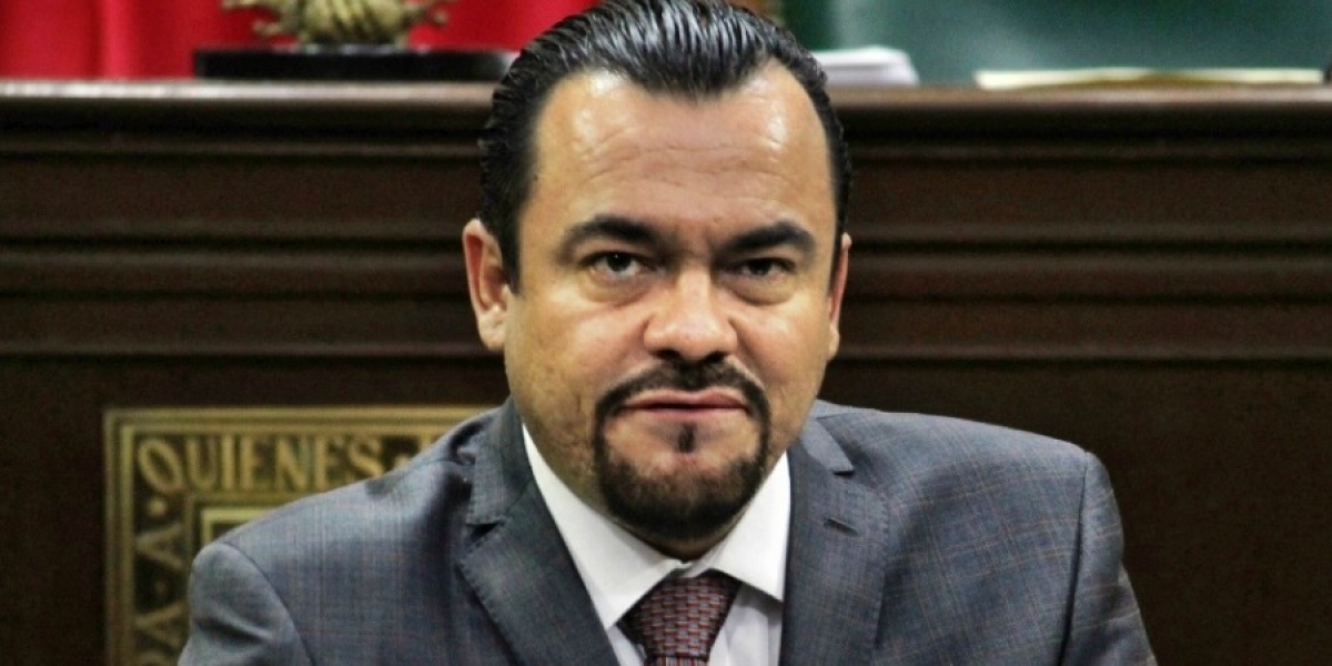 Podrían darse hoy encuentro para resolver conflicto derivado de reforma a Ley del Instituto de Crédito: Espín Navarrete