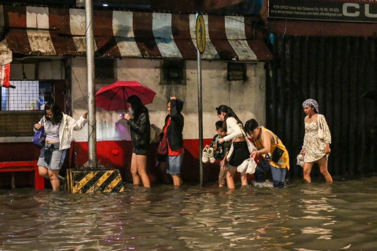 Tormenta Doksuri provoca evacuaciones en China
