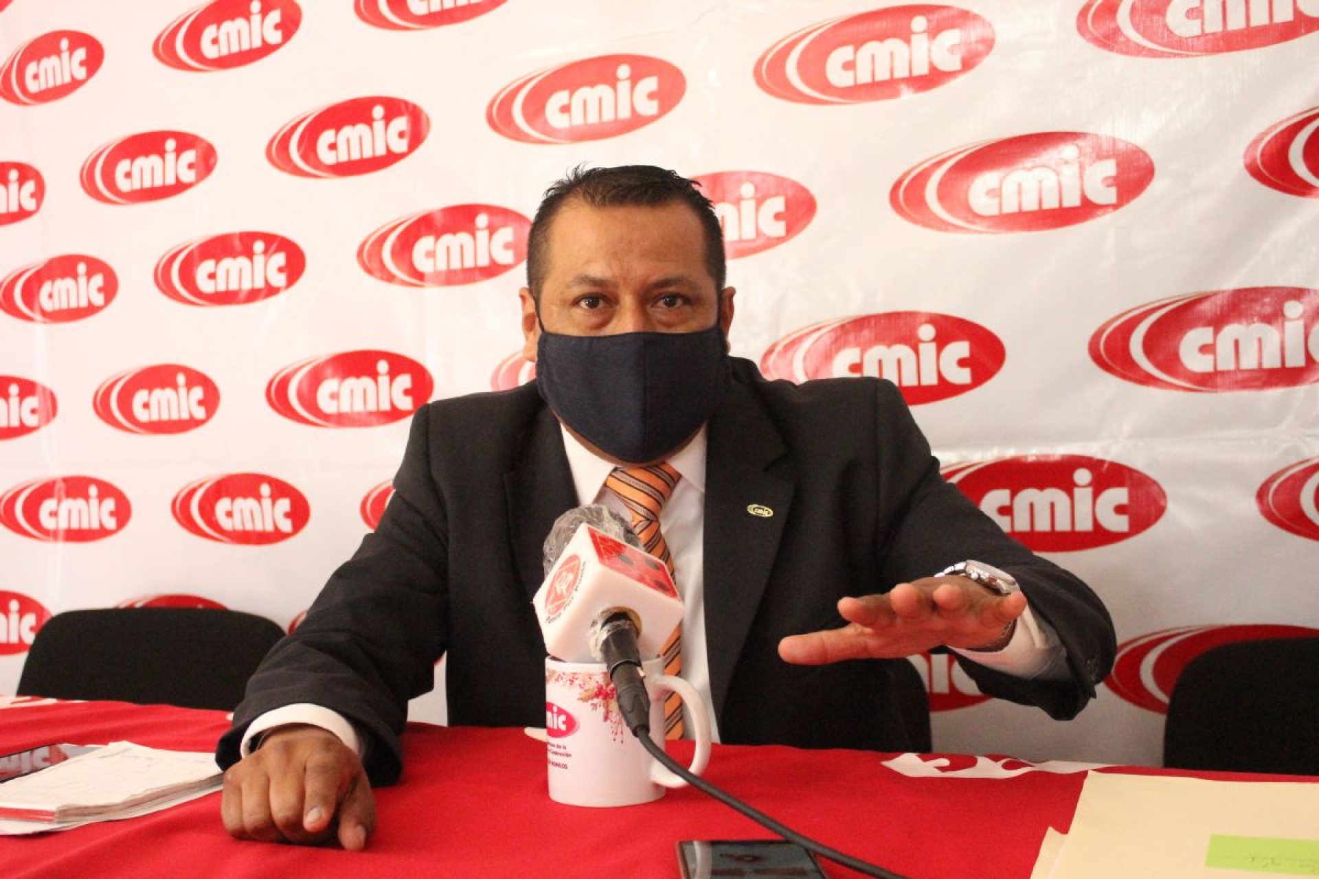 El 75 por ciento de constructoras están sin actividad: CMIC