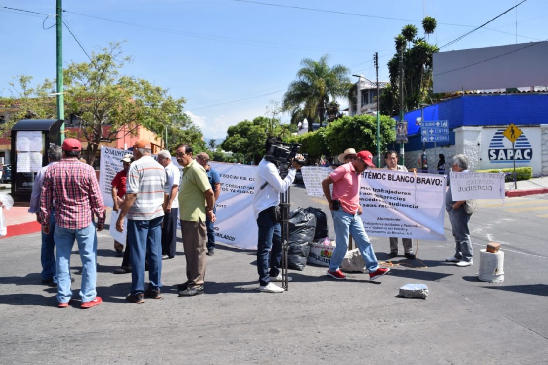 Jubilados del SAPAC radicalizan sus protestas