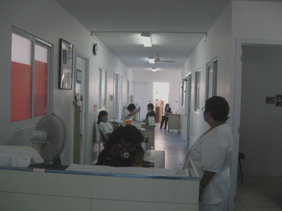 Promueven los derechos de los pacientes en instituciones médicas