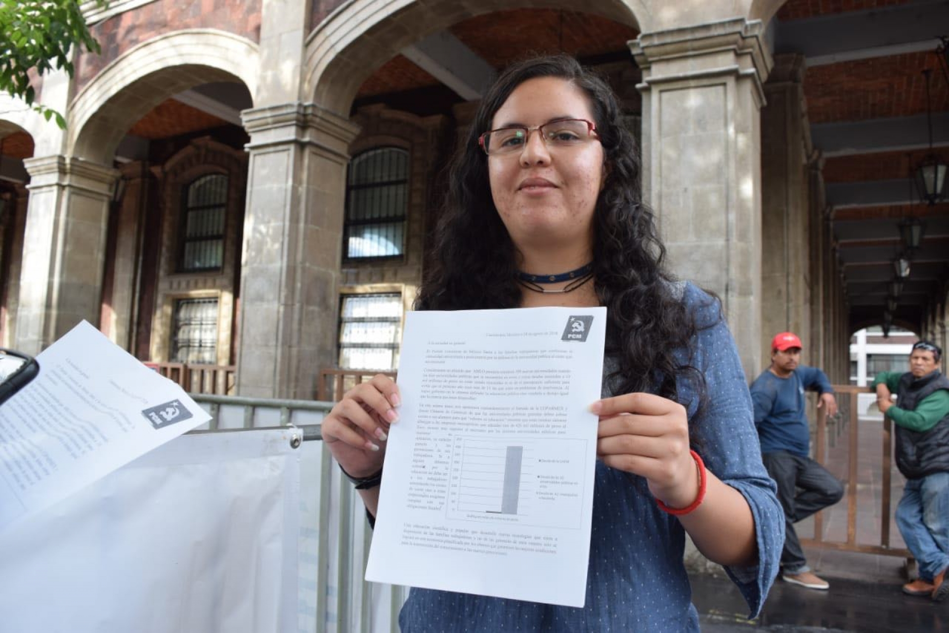 Llaman jóvenes a garantizar derecho a la educación