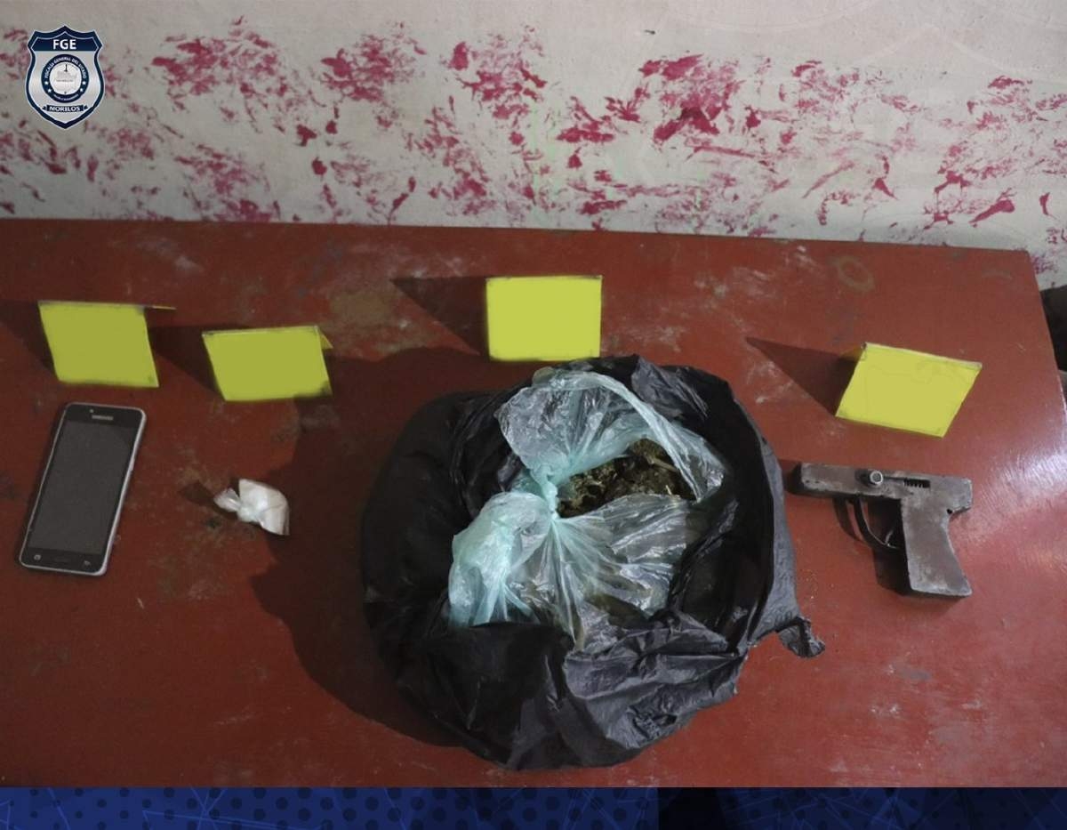 Decomisan droga y un arma en Lomas del Carril