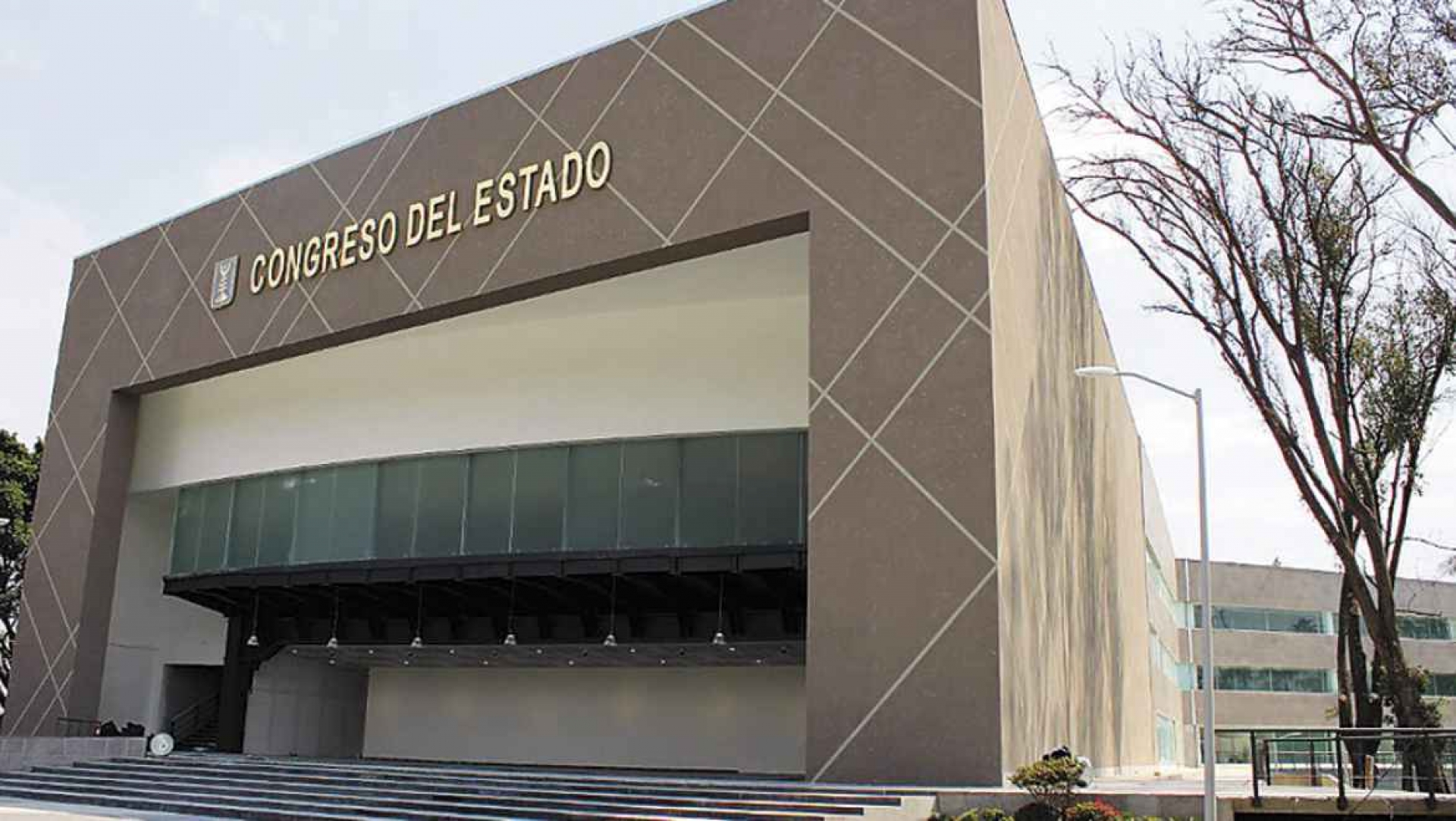 Congelada, la contrarreforma para revertir beneficios a fiscales