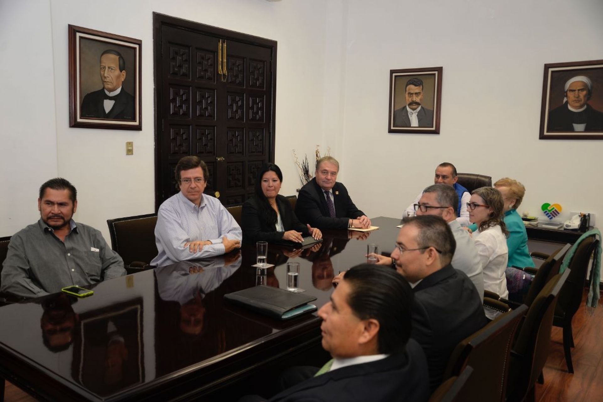 Realizan primer encuentro con miras a transición