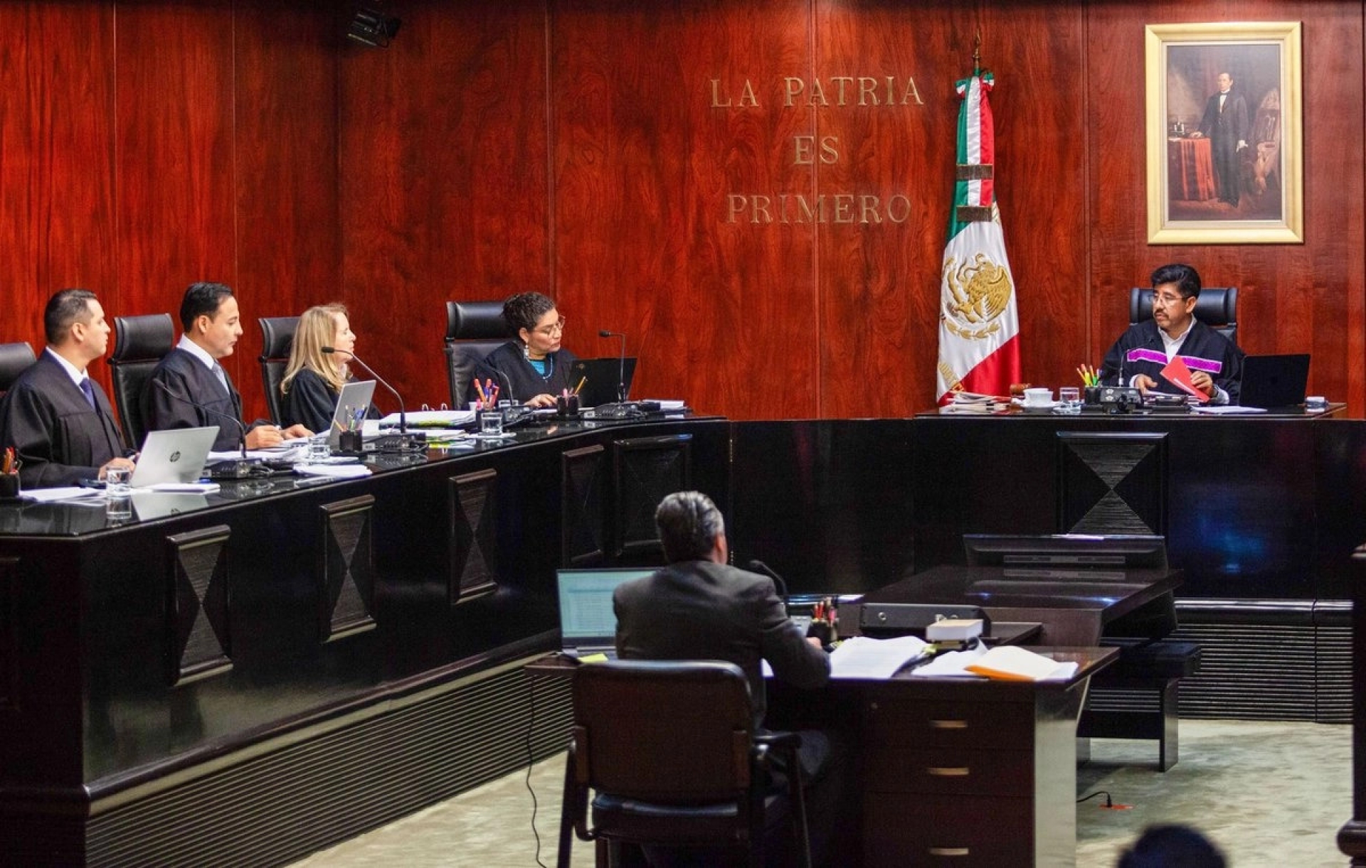 Suprema Corte confirma que Salinas Pliego debe pagar más de 67 mdp