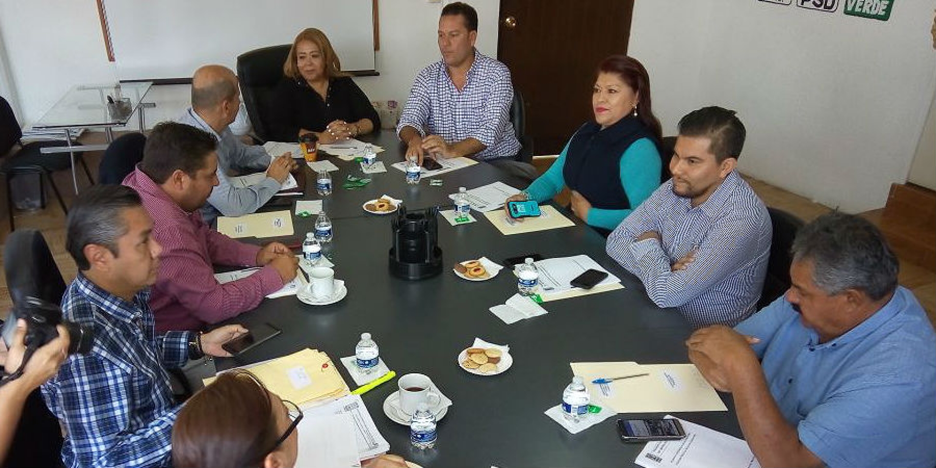Acuerdan coordinadores de grupos parlamentarios sesionar cada 15 días