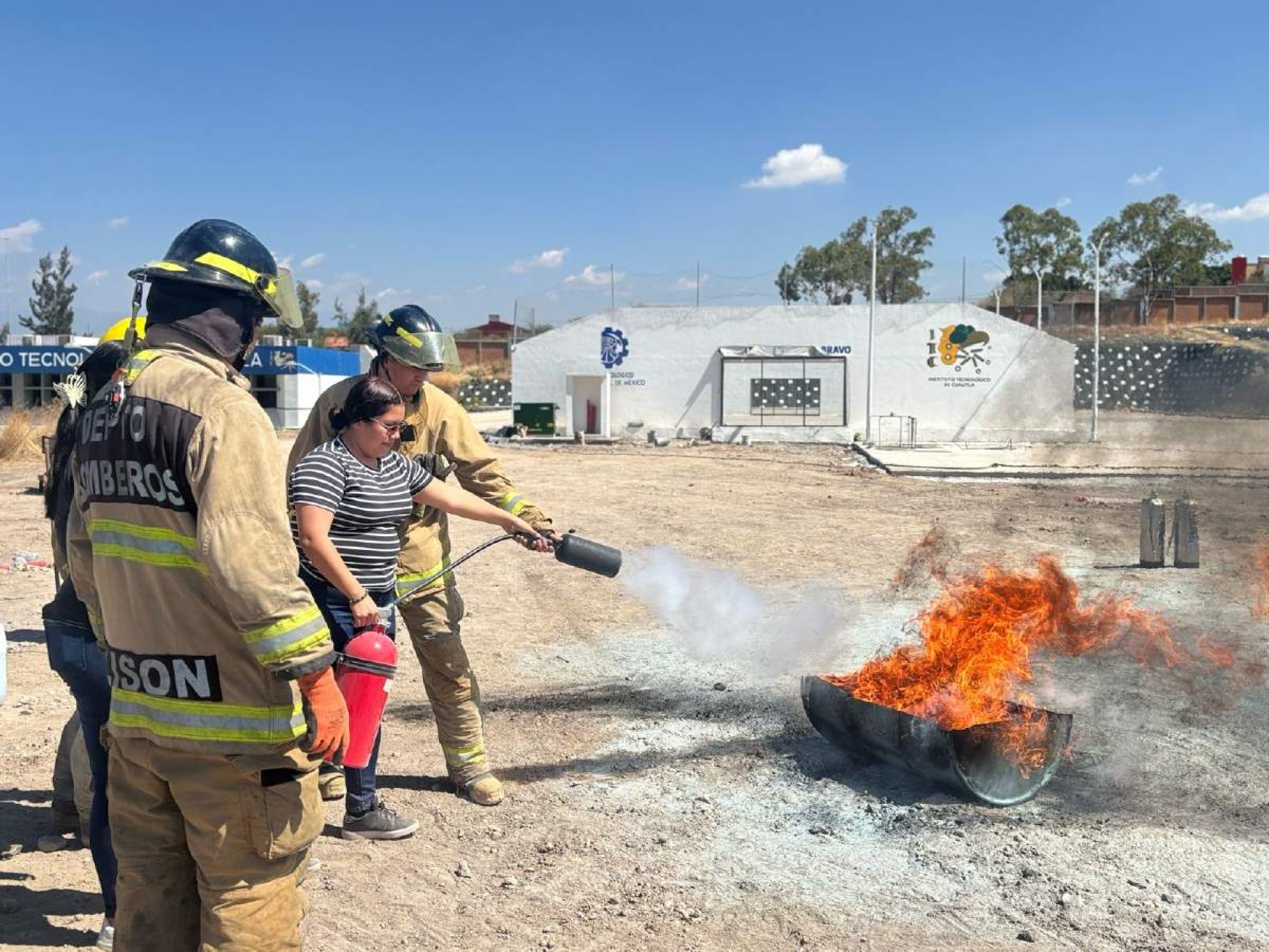 Bomberos de Cuautla brindan capacitación en el ITC