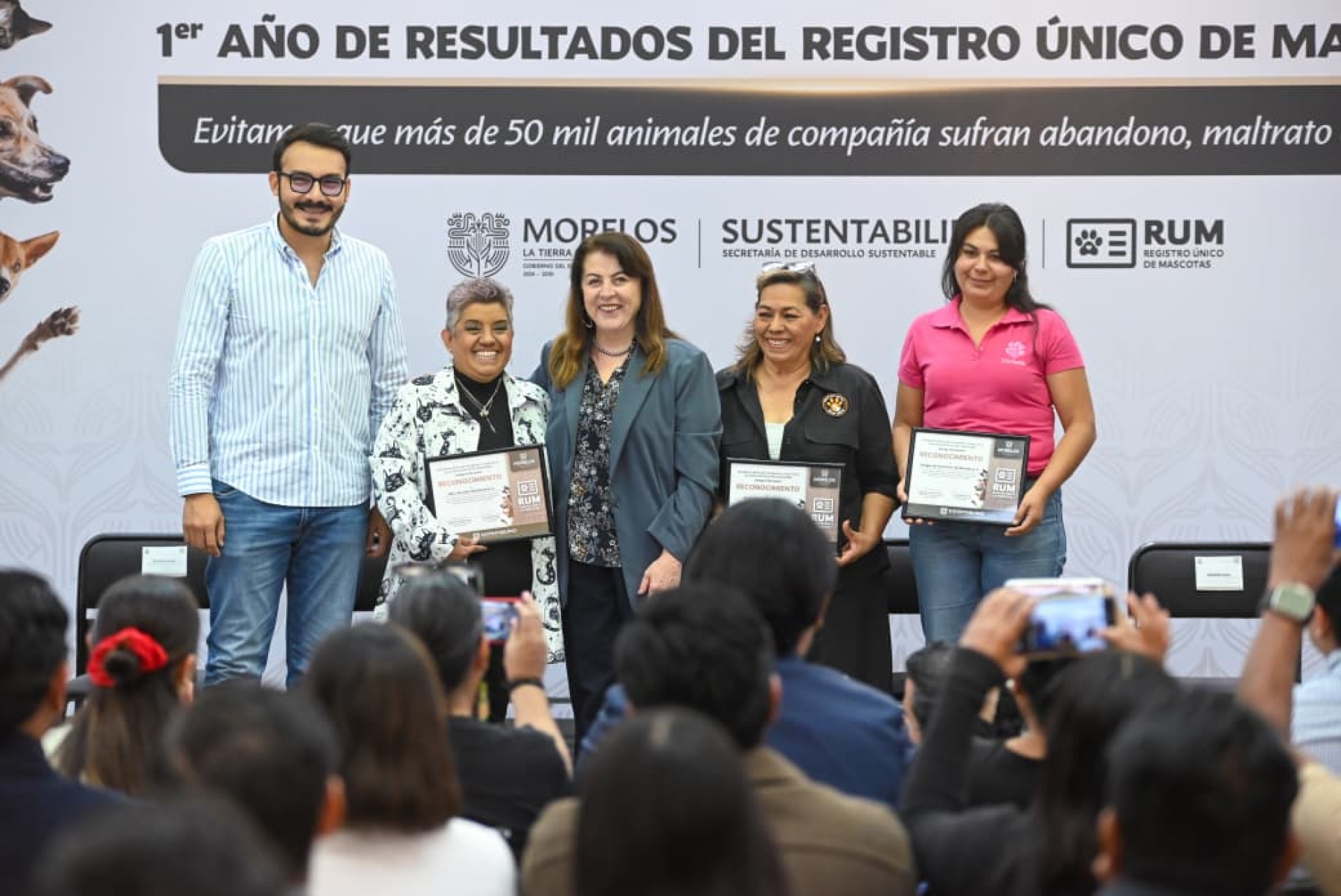 Encabeza Margarita González Saravia informe de avances del Registro Único de Mascotas para fortalecer protección y cuidado animal