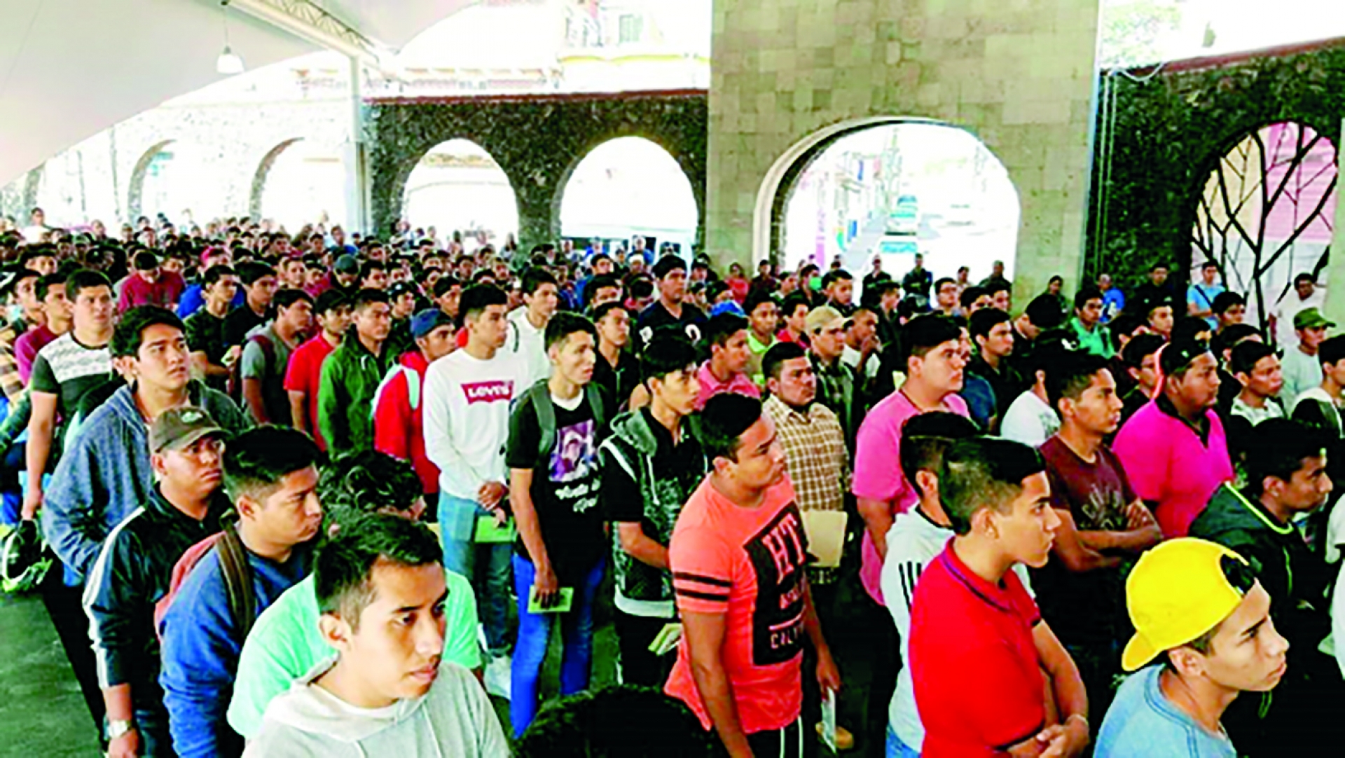Jóvenes de la clase 2000 anticipados se presentaron para cumplir obligaciones militares
