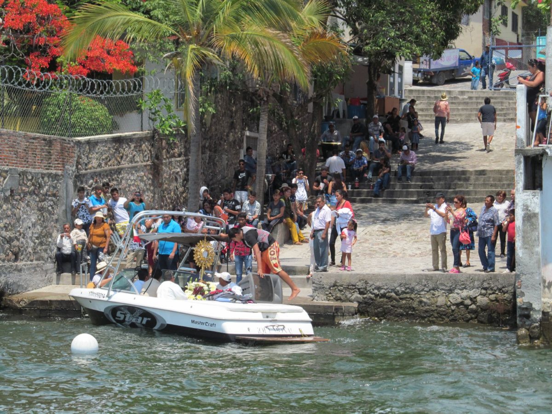 Ejidatarios de Tequesquitengo se convierten en empresarios de turismo