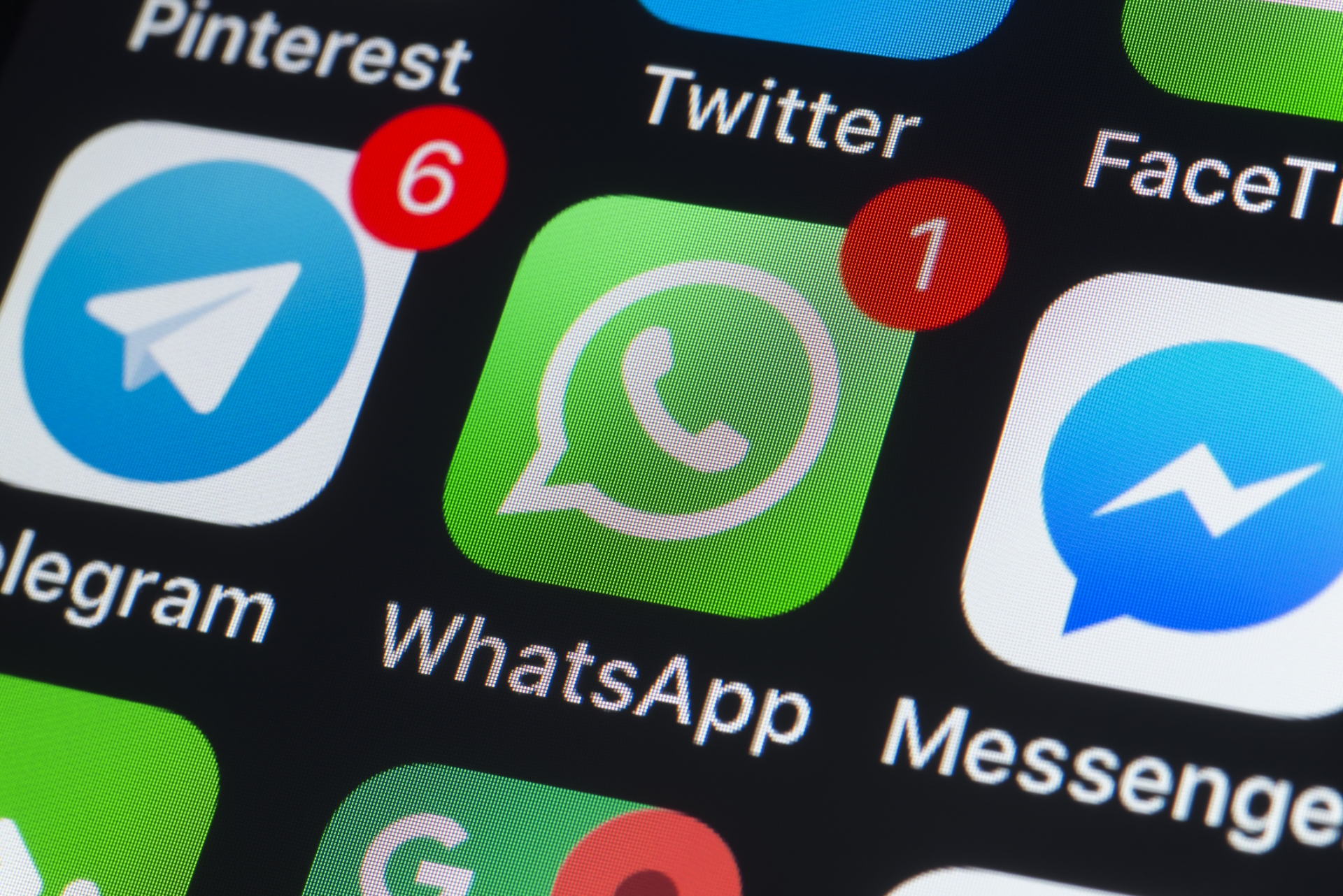 WhatsApp pide a usuarios actualizar software tras problemas de seguridad