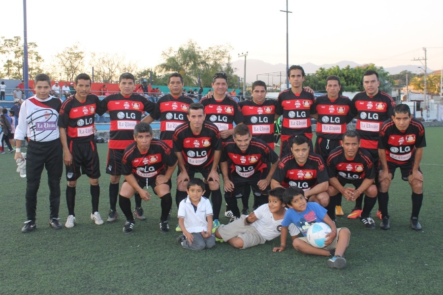 La Barona y FAC firman empate