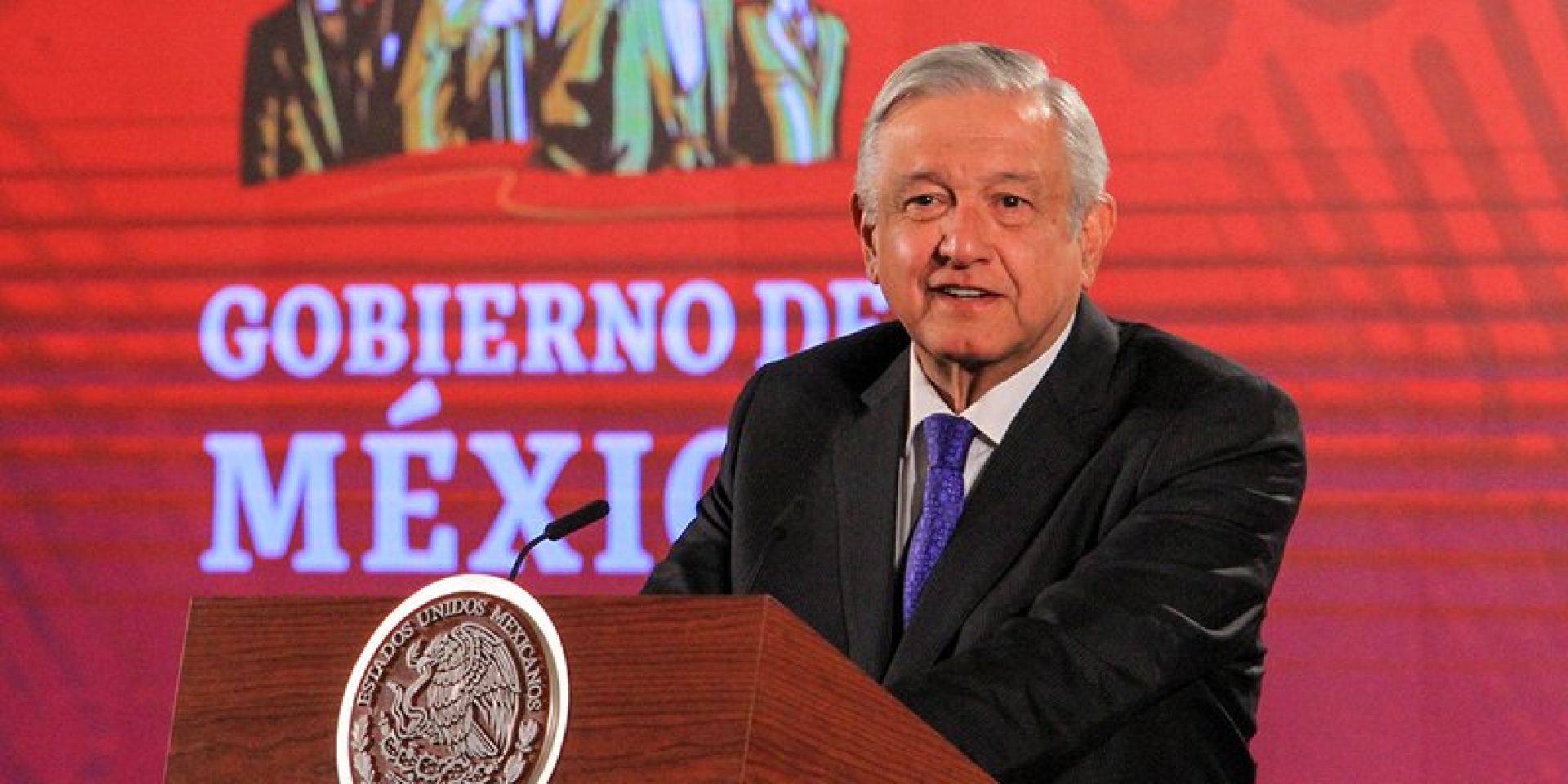 AMLO: se obtendrán 3 mmdp por reducción a salarios de funcionarios