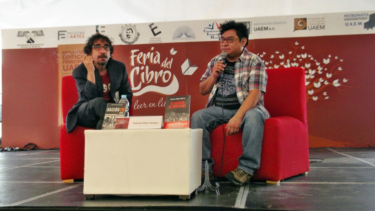 A mucha gente le cuesta trabajo dormir después de leer mi libro Un hombre de confianza: Fabrizio Mejía Madrid