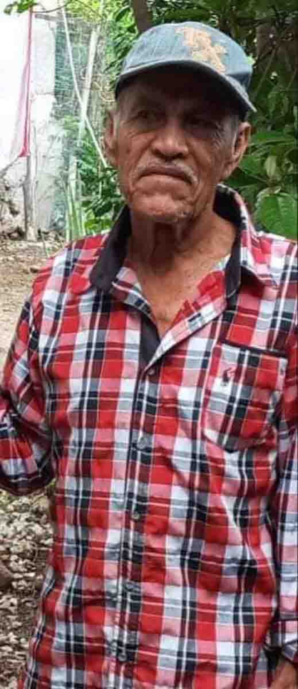 Buscan a un hombre que se extravió en un cerro