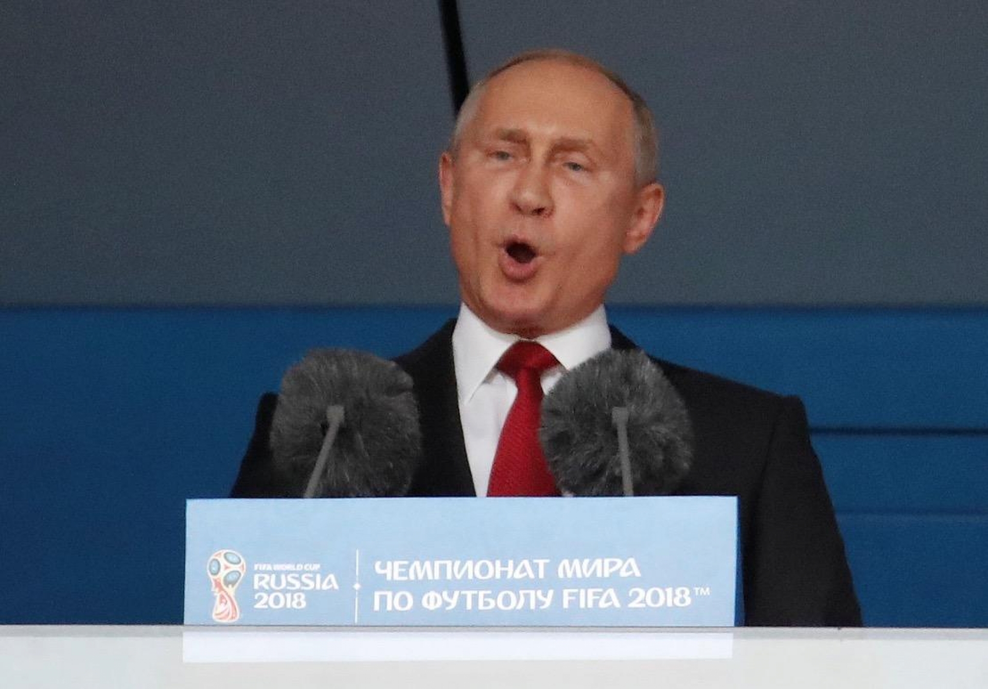 Vladimir Putin ofrece emotivo mensaje previo al silbatazo inicial