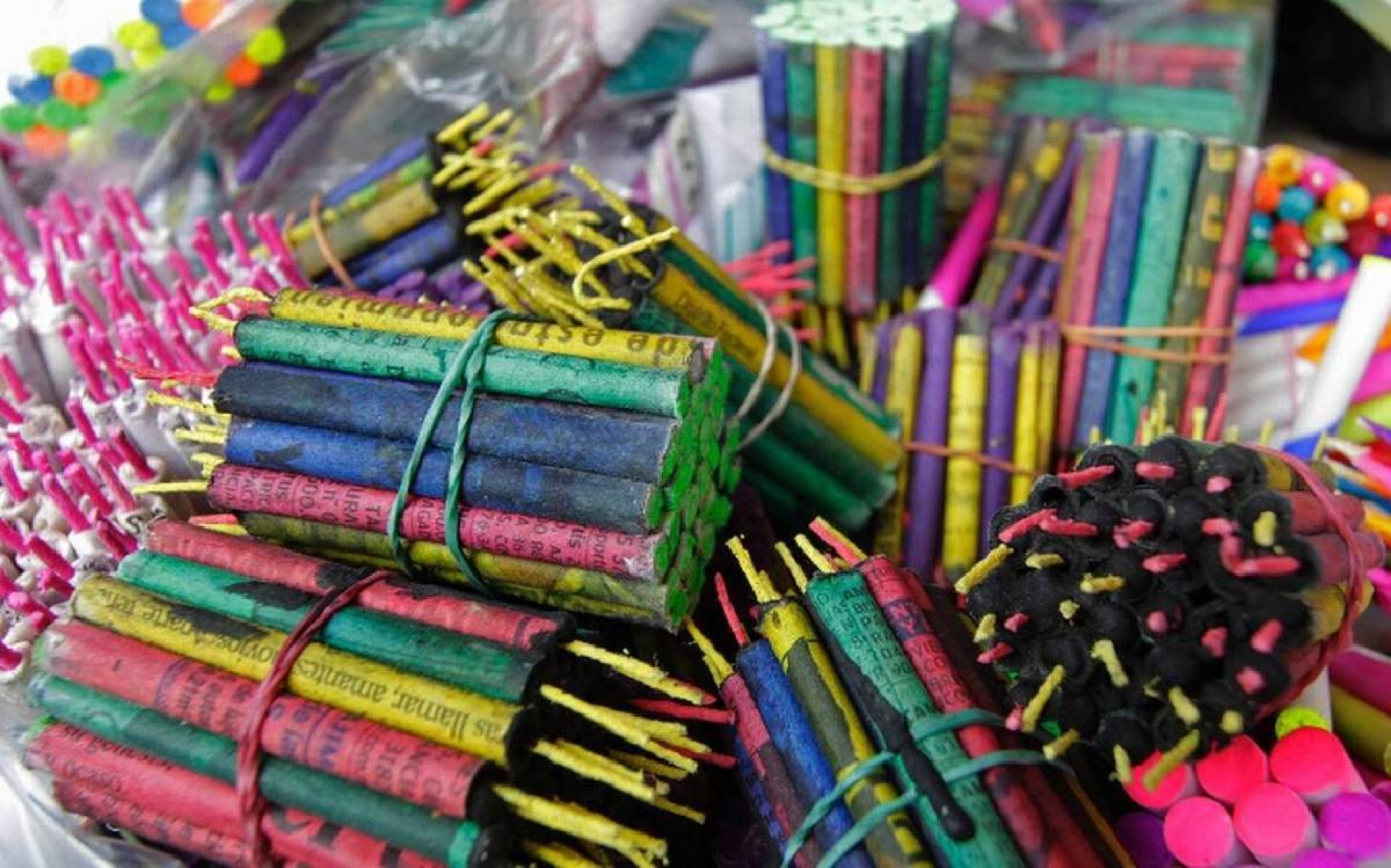 Anuncian operativos contra venta de pirotecnia