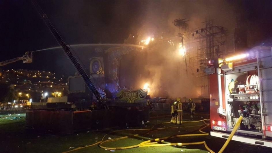Se incendia escenario principal durante Tomorrowland España