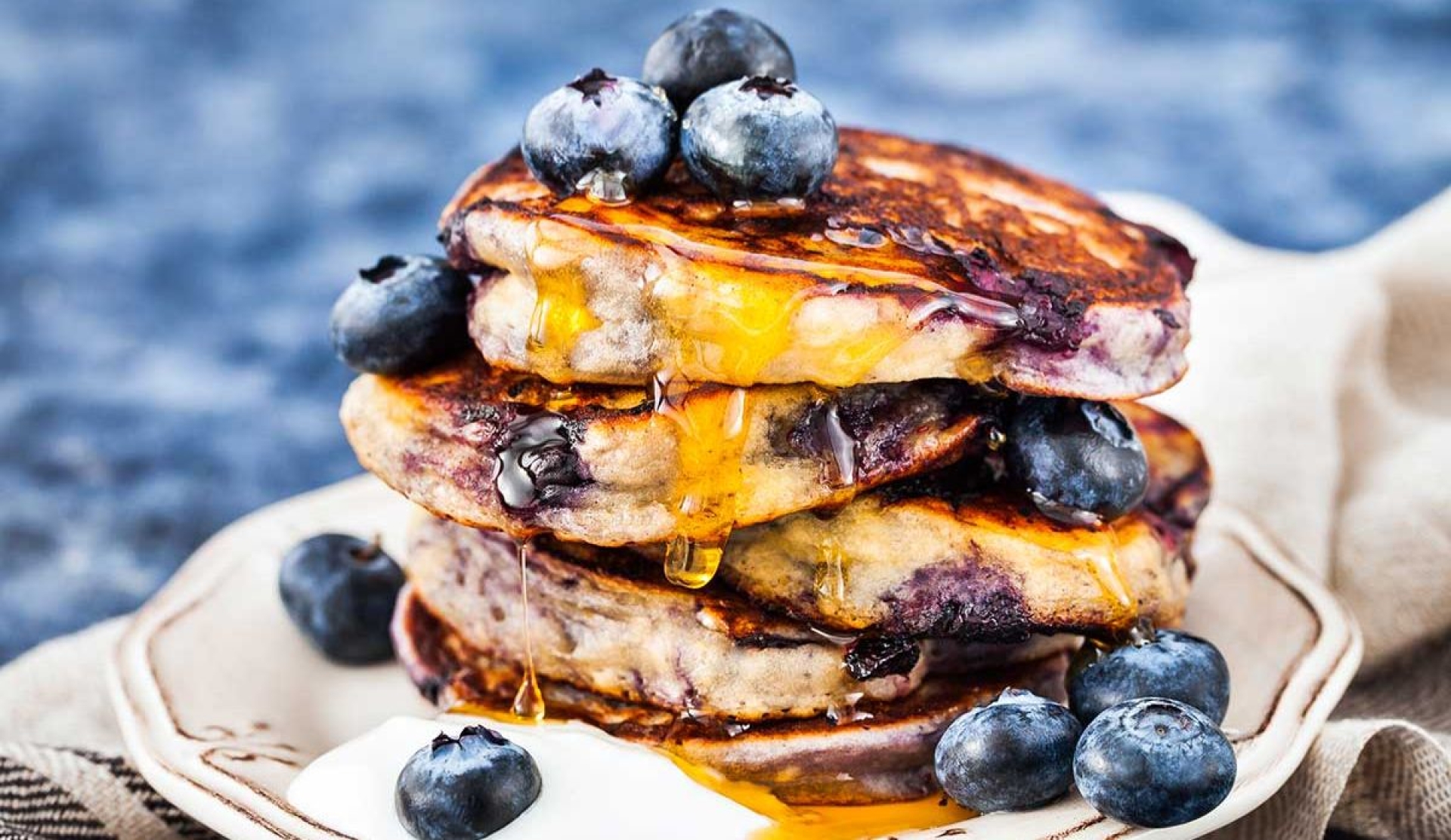 Pancakes de blueberries sin gluten: desayuno ligero y delicioso