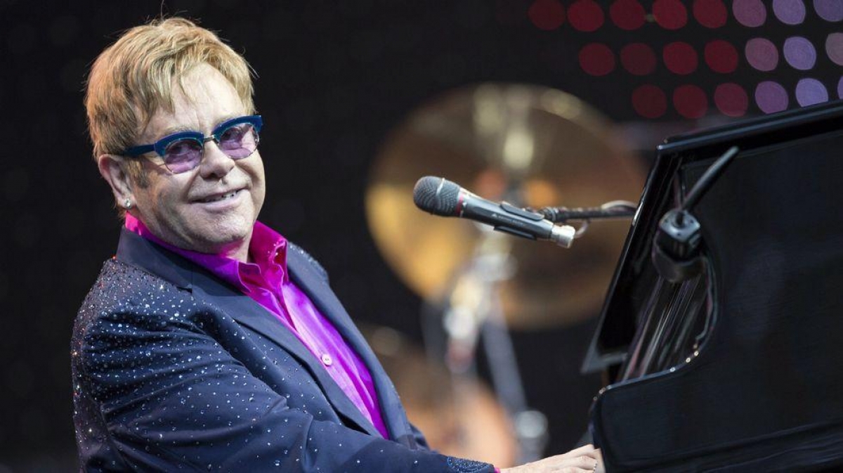 Elton John se recupera tras contraer “infección mortal”