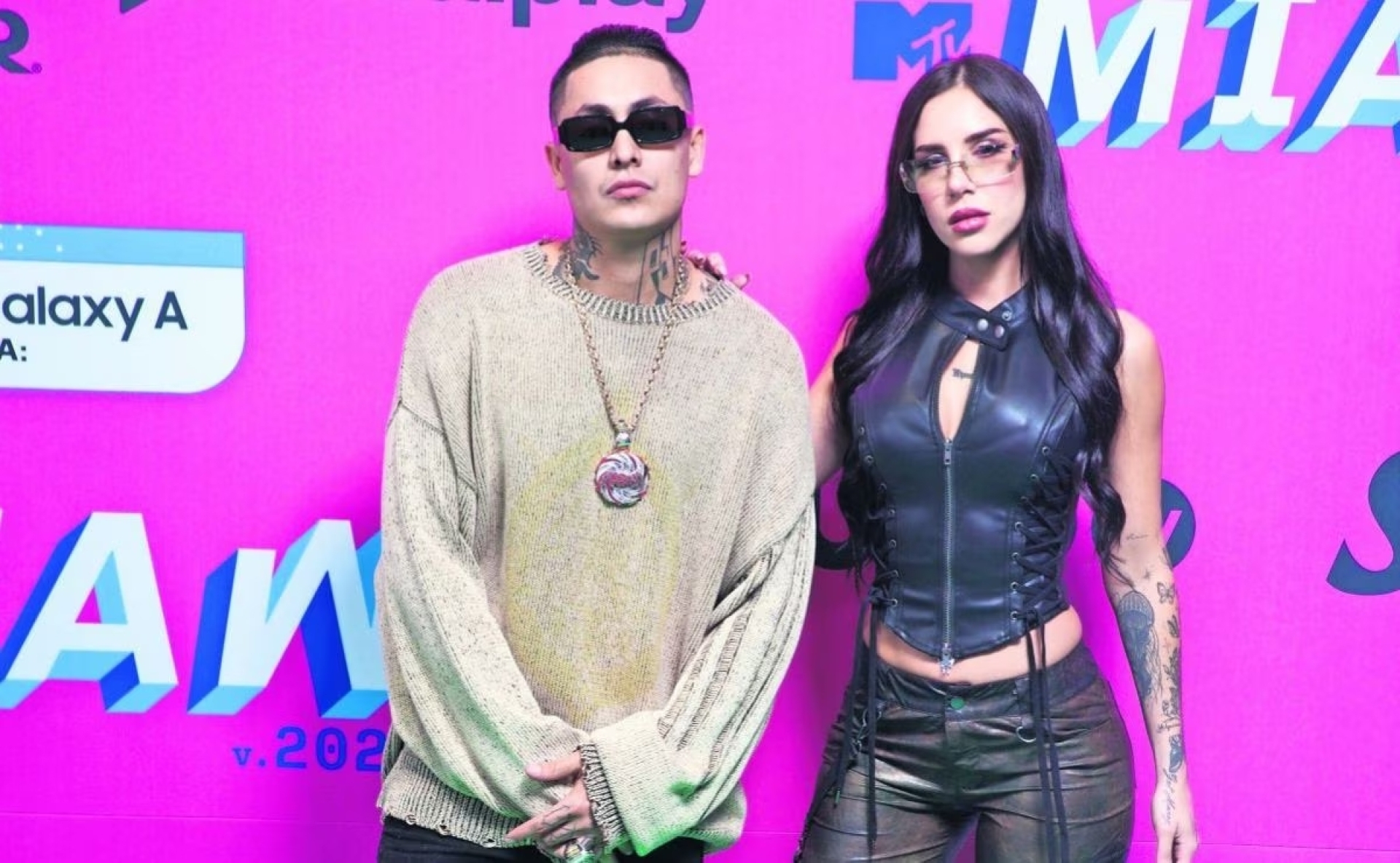'Alemán' en tormenta mediática: Acusaciones de abuso y engaños por su novia Akasha