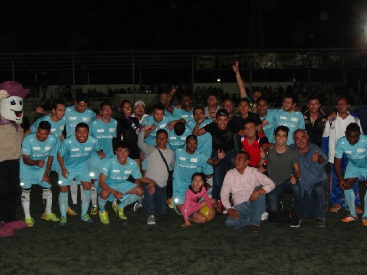 ¡Monarca invicto!