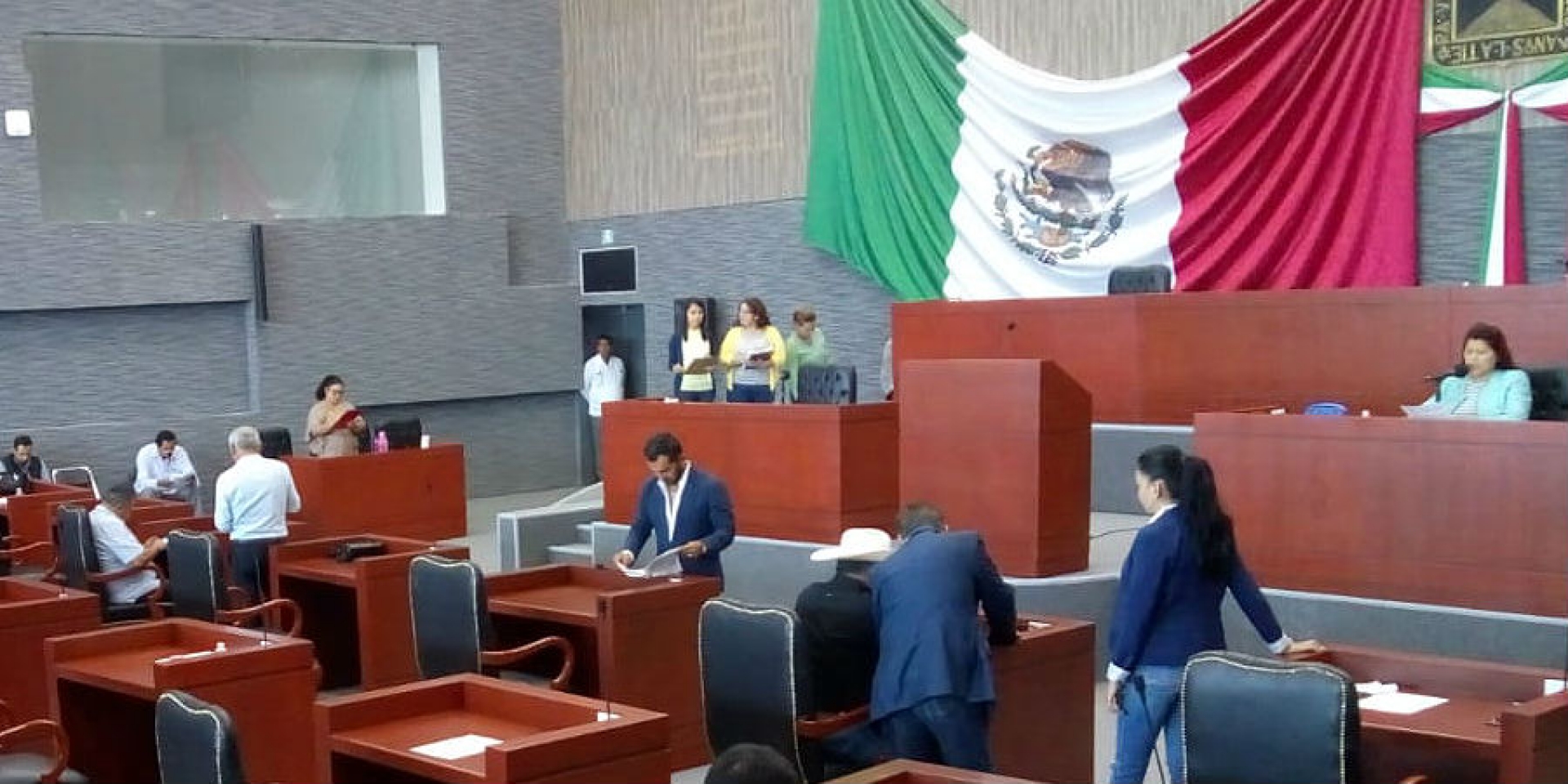 Congreso local deja sin efecto convocatoria para designar a dos magistrados del TJA