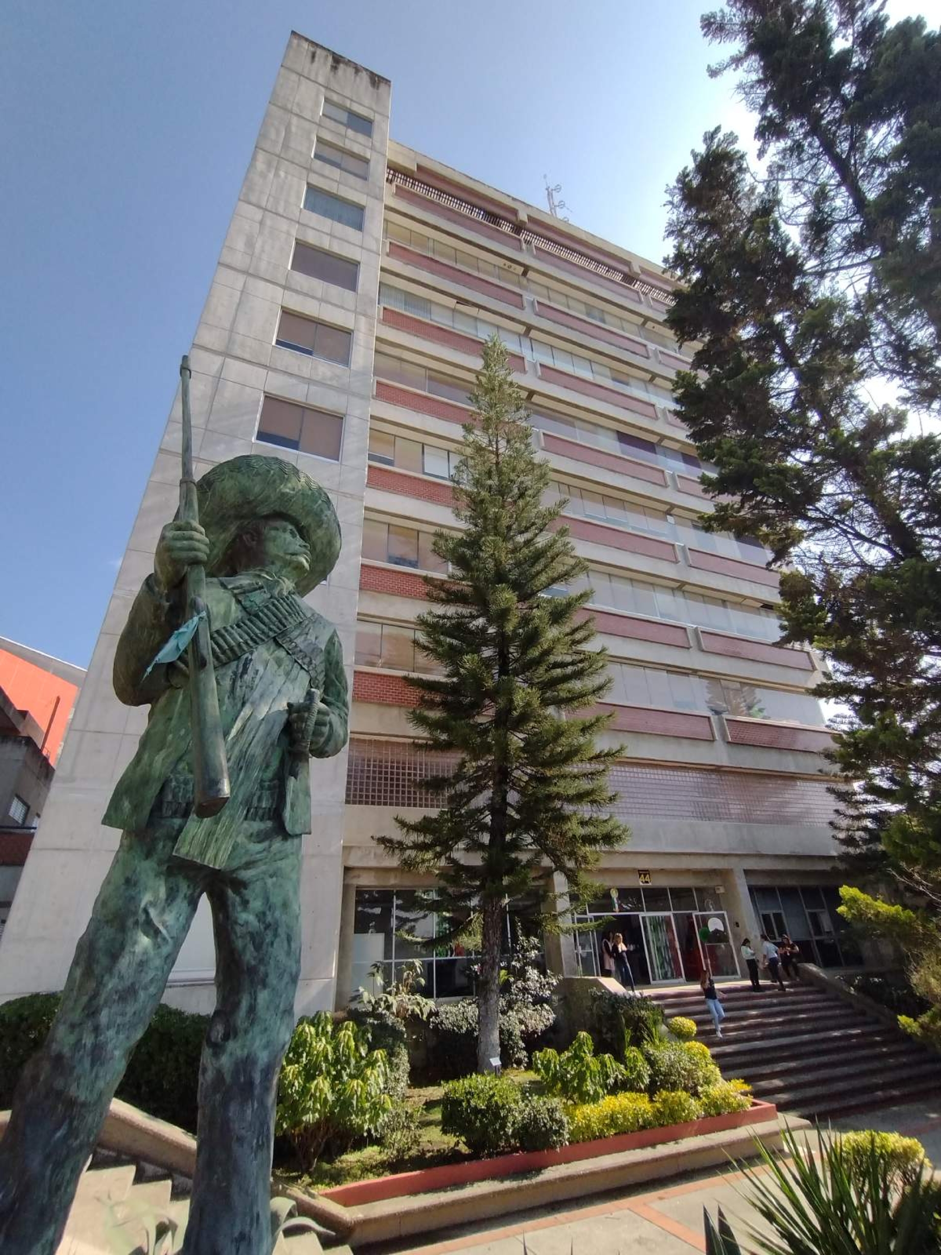 Llaman a la civilidad a aspirantes a terna para rector