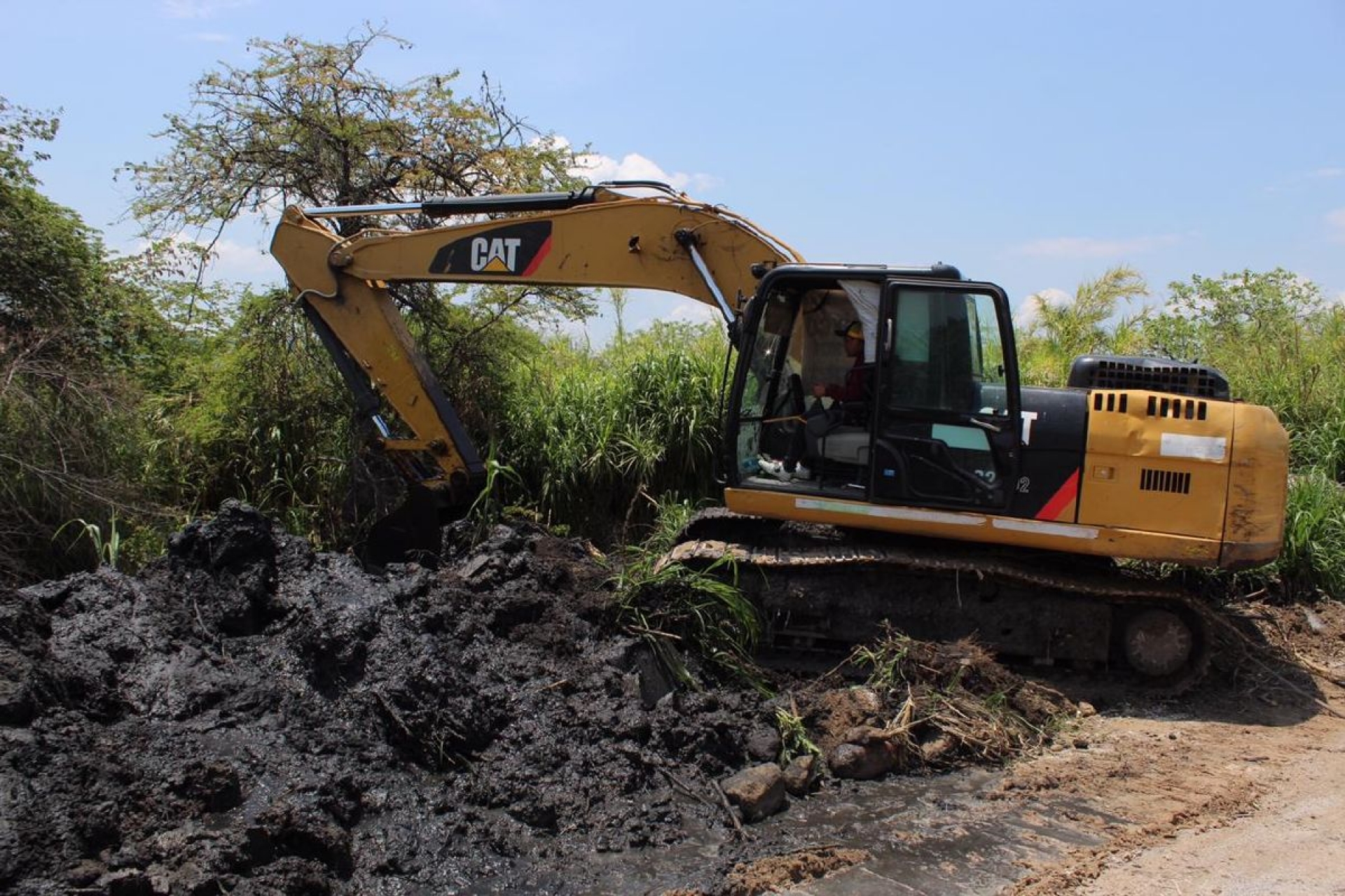 Jojutla previene inundaciones