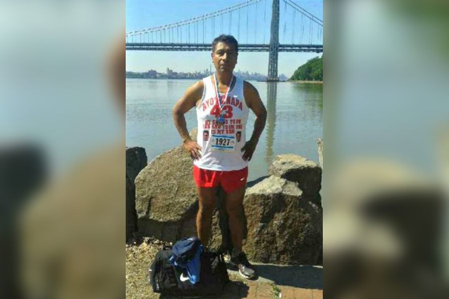 Un padre de Ayotzinapa corre la maratón de Nueva York