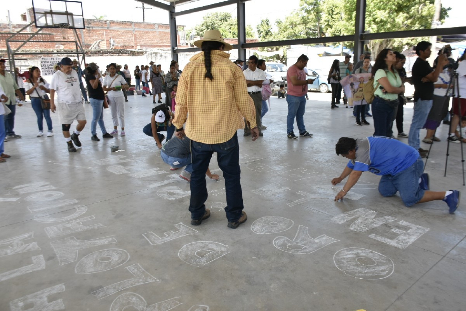 Marchan comunidades de Morelos en rechazo de la minería en su territorio