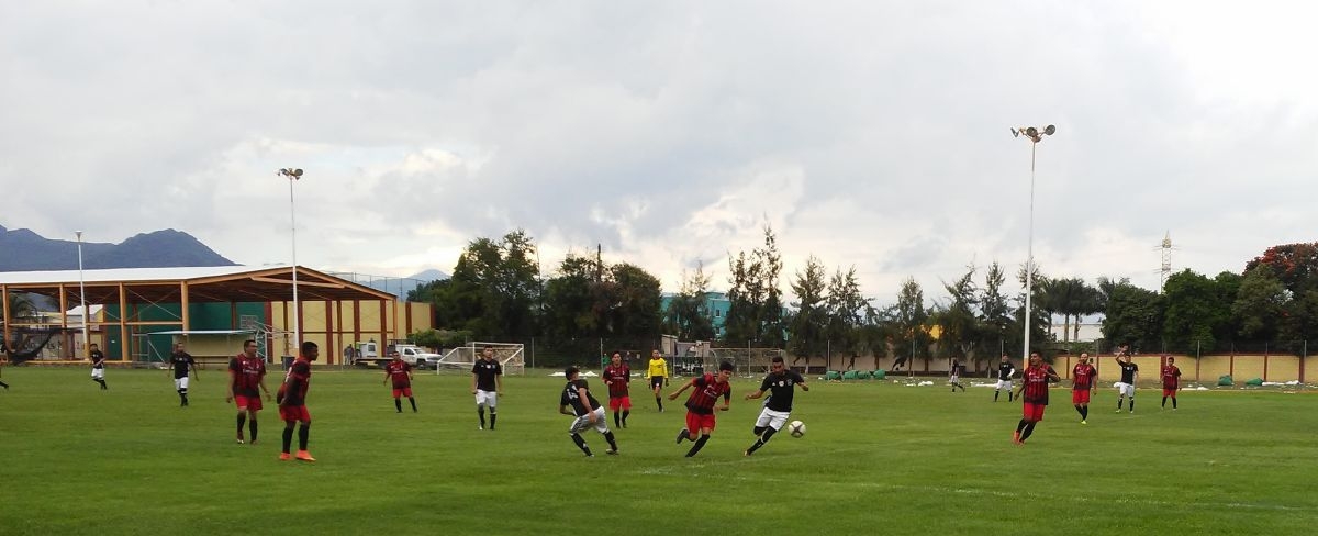 Juego de pronóstico reservado