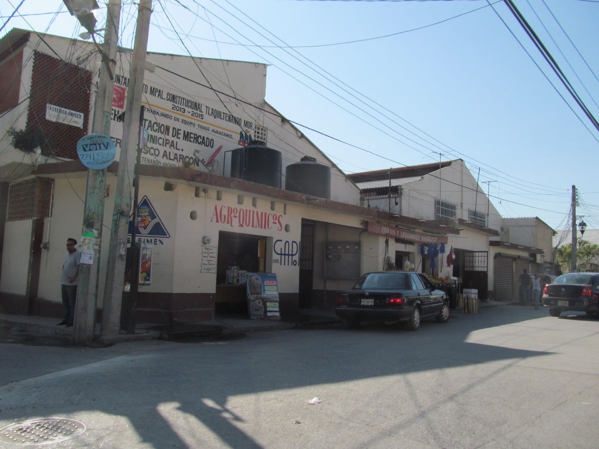 En duda, reconstrucción del mercado de Tlaquiltenango