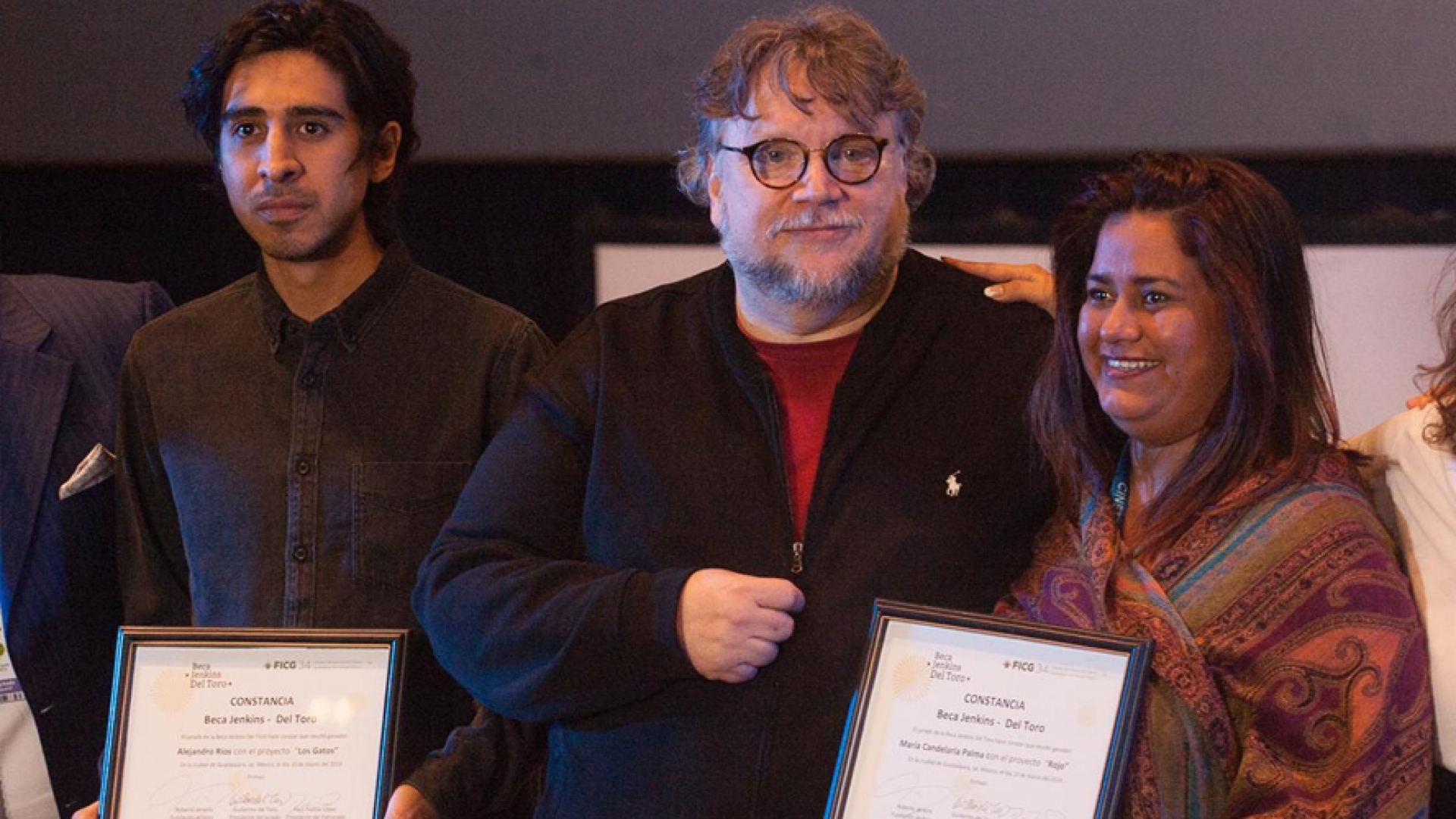 Mexicanos ganan beca de Guillermo del Toro para estudiar cine en las mejores escuelas del mundo
