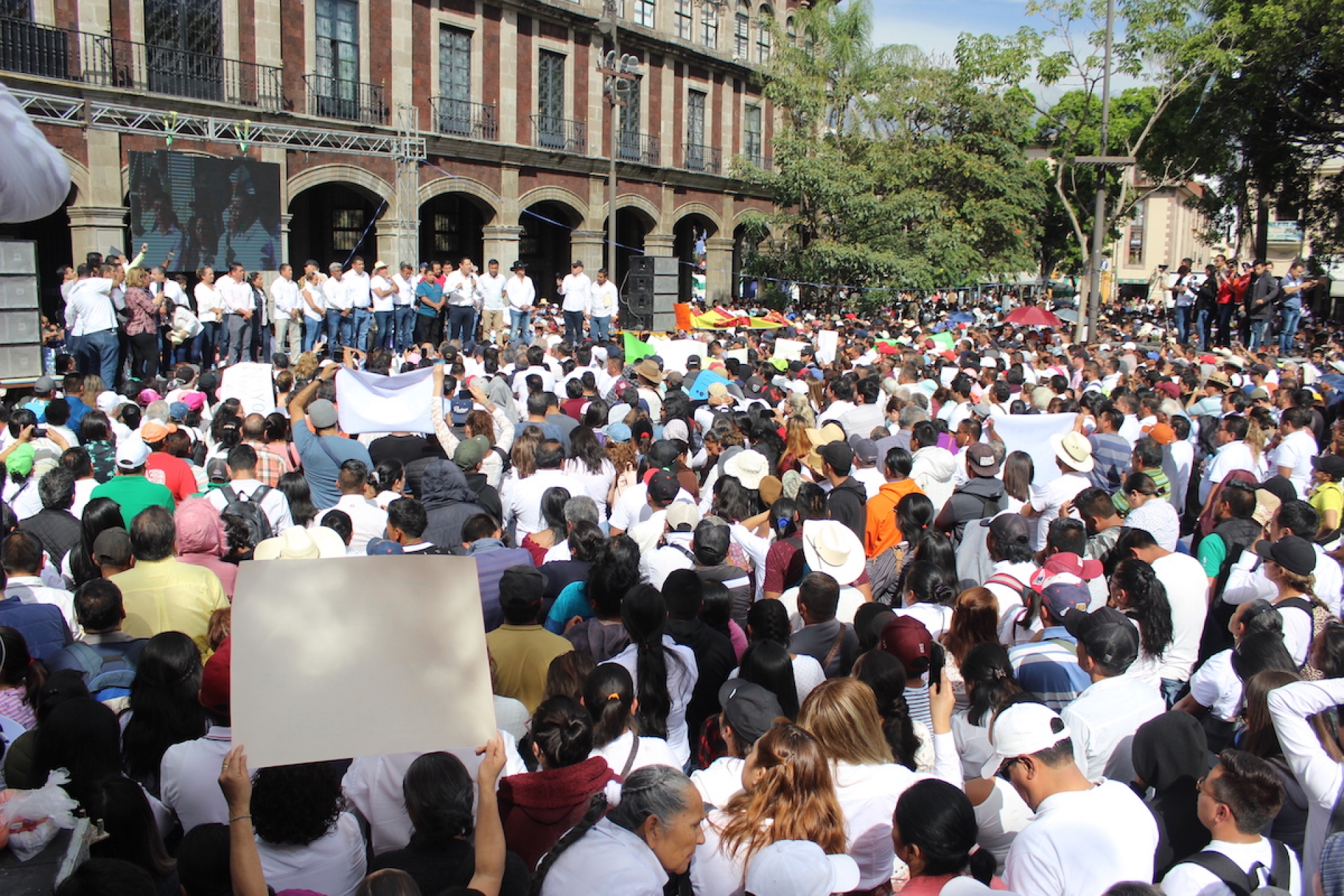 Exigen restituir mil millones a los municipios