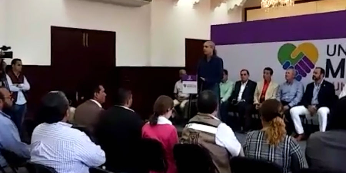 Firman decreto para la construcción de vivienda social y reactivación económica
