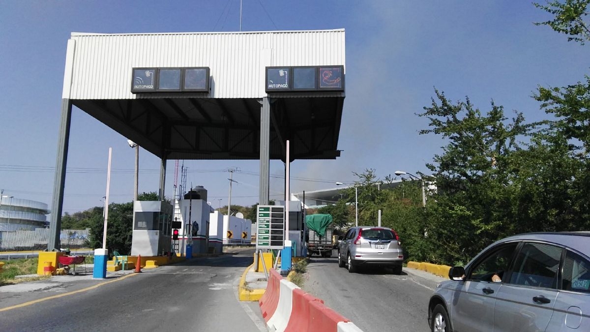 Inicia expedición de descuentos a residentes de Xochitepec para la autopista del Sol