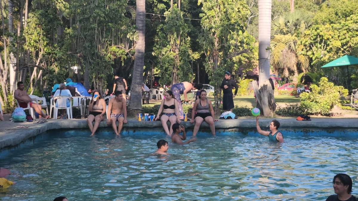 Ola de calor beneficia al turismo de Tequesquitengo