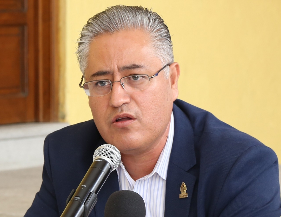 Dura crítica del rector al gobierno del estado
