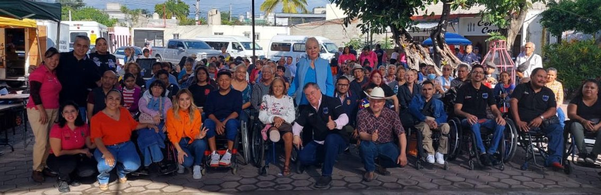 Efectúan jornada del programa itinerante 'Enchúlame la silla' en el DIF Jiutepec
