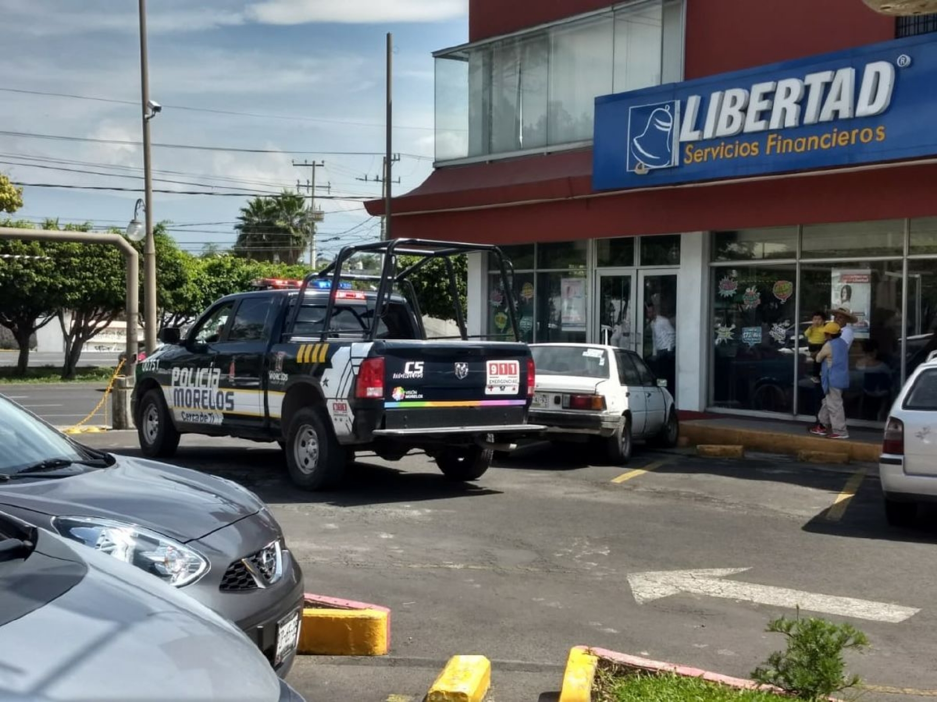 Asaltan casa de préstamos en el bulevar Cuauhnáhuac