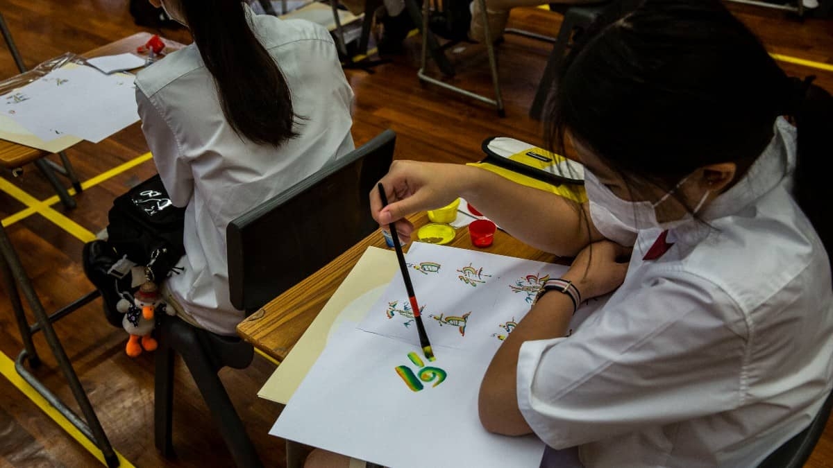 China promulga ley para reducir las tareas escolares