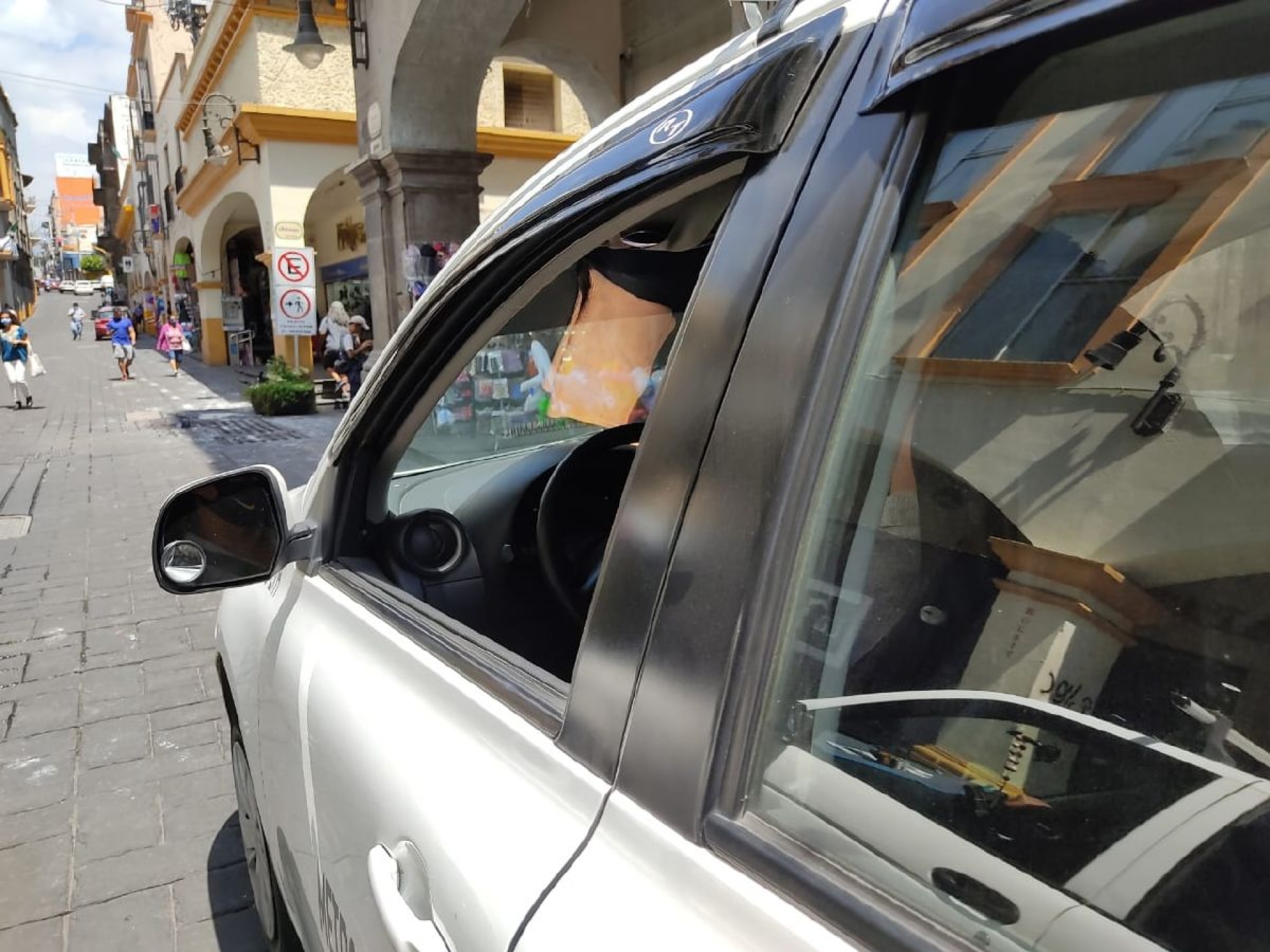La pandemia se llevó sus ahorros y su sueño