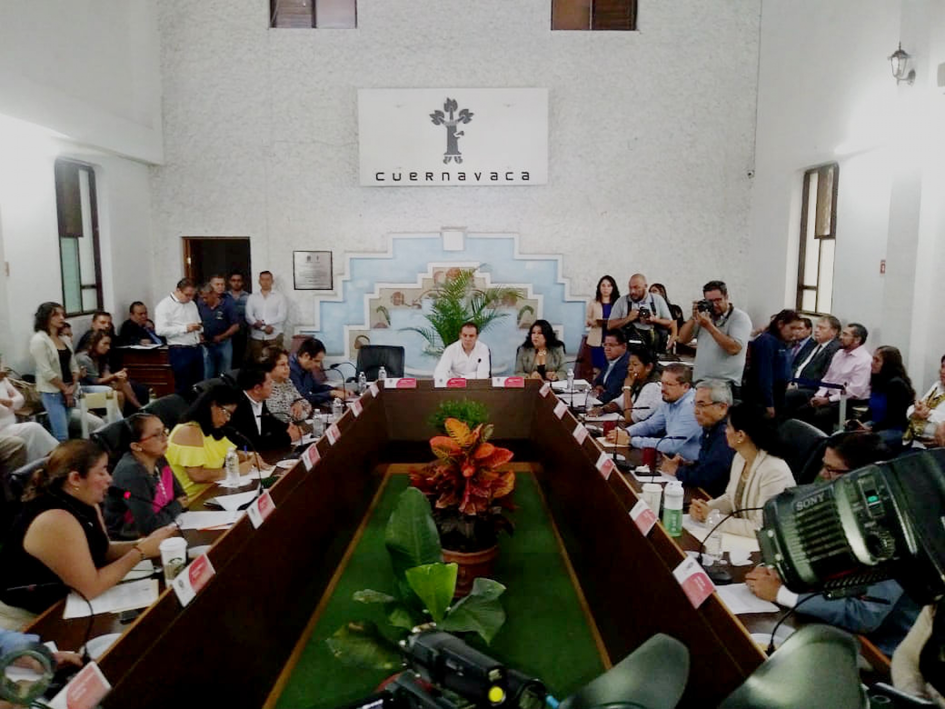Solicita CBB licencia definitiva como alcalde de Cuernavaca