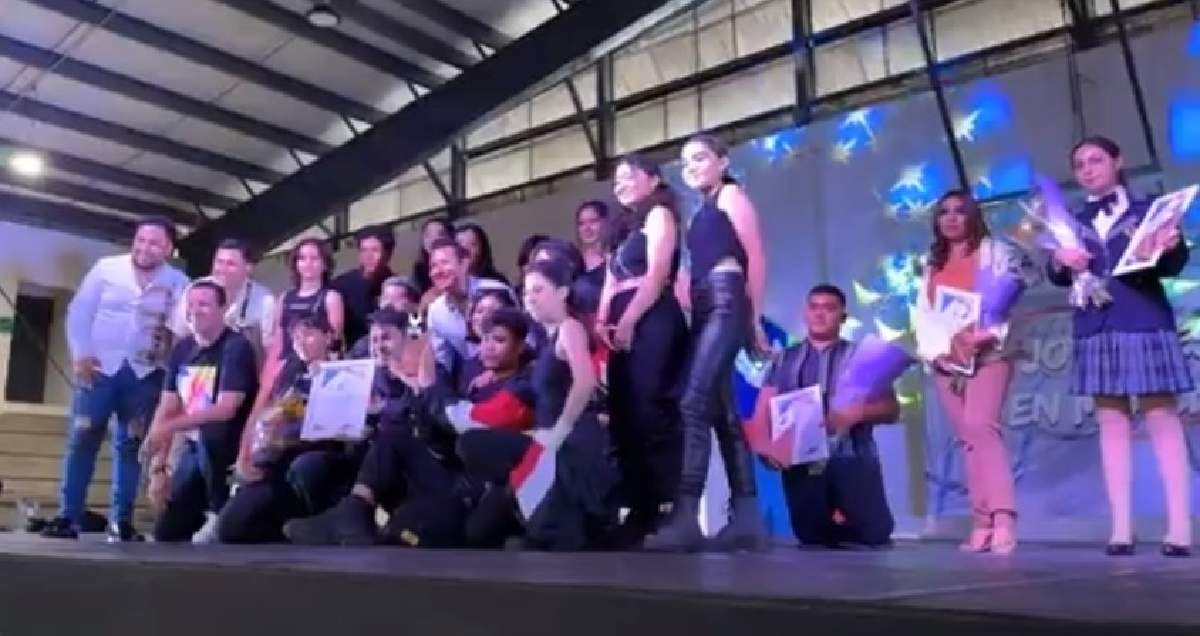 Premian a jóvenes destacados en Jojutla