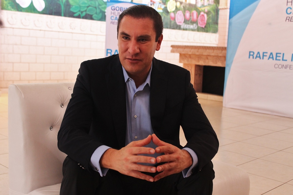 Propone Moreno Valle gobiernos de coalición y pide "piso parejo" al PAN