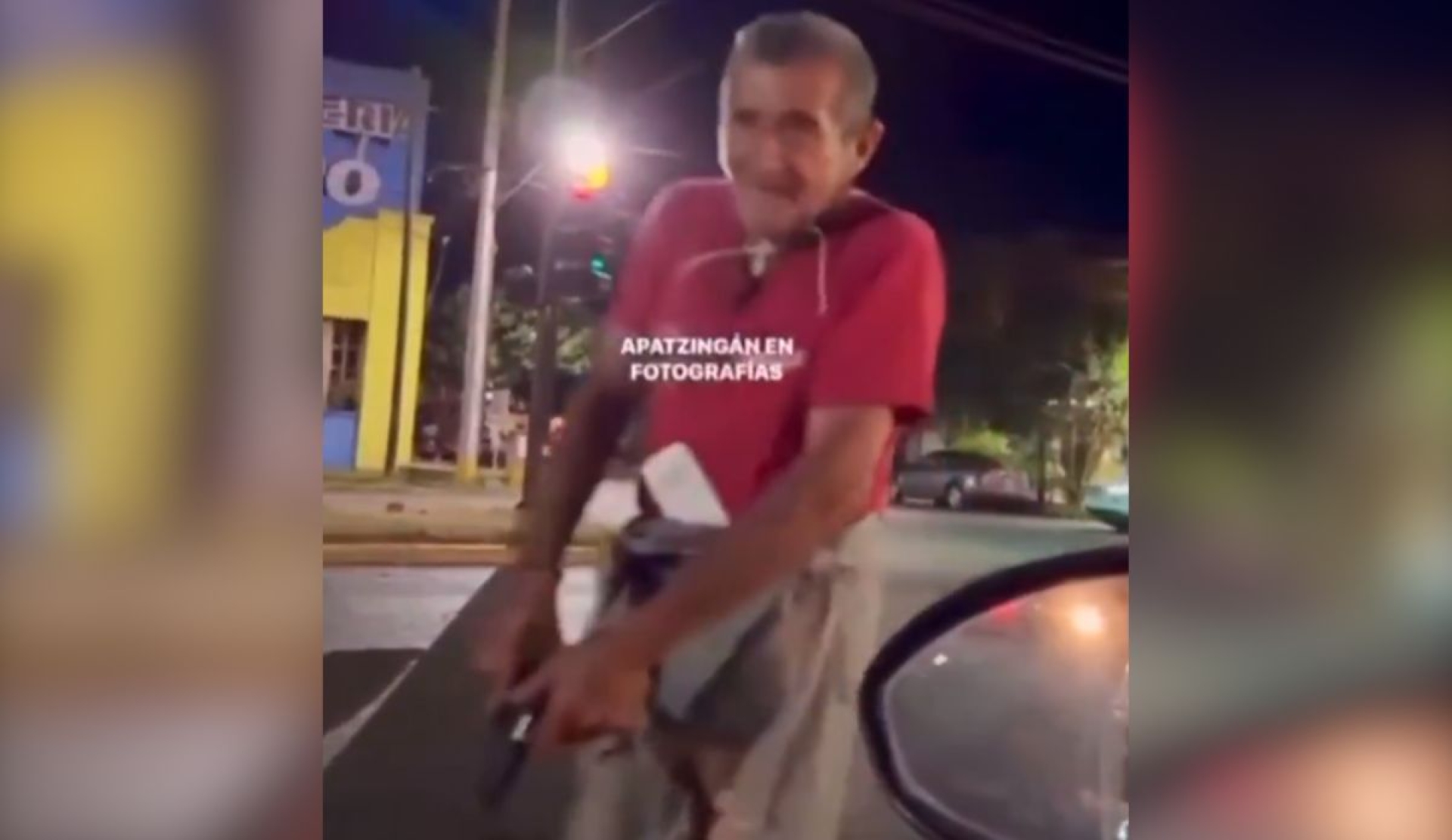Video viral muestra a persona en situación de calle pidiendo dinero con arma